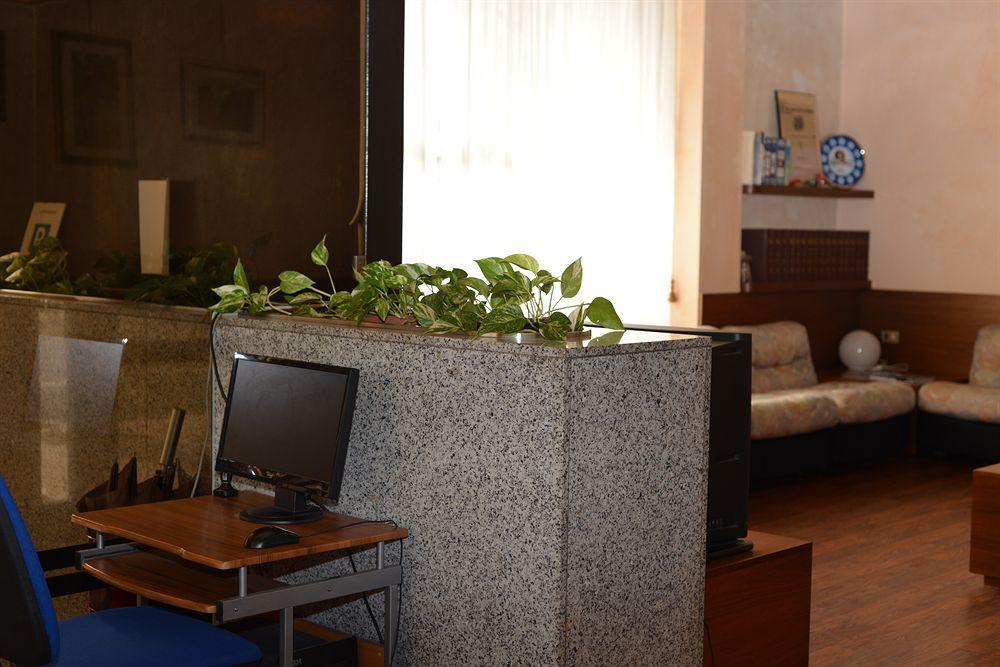 Hotel Salieri เลนญาโก ภายนอก รูปภาพ