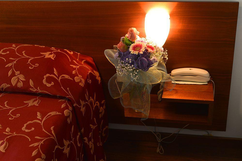 Hotel Salieri เลนญาโก ภายนอก รูปภาพ